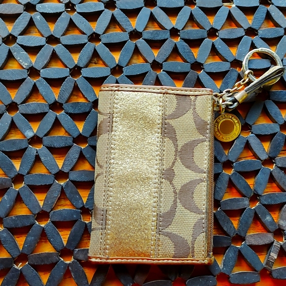 Coach coin holder - Picture 1 of 3